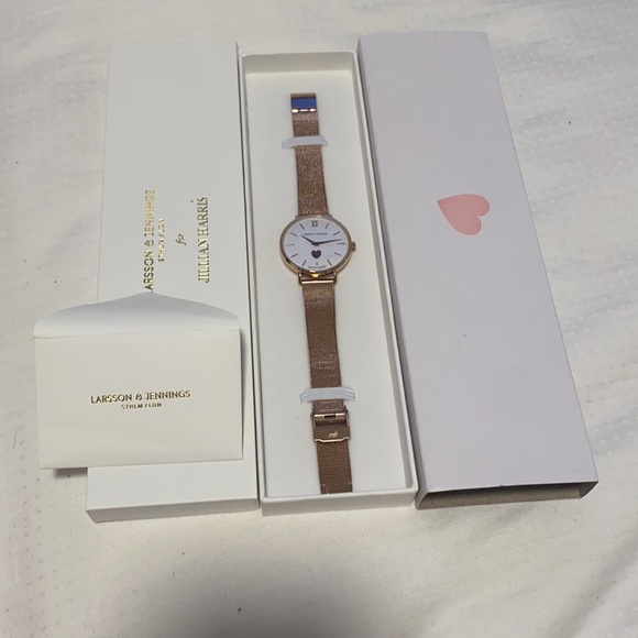 Larsson Jennings: The Jilly Watch - Picture 7 of 7